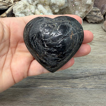 Carica l'immagine nel visualizzatore di Gallery, Black Tourmaline with Hematite Heart #13
