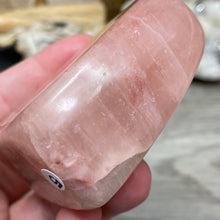 Cargar imagen en el visor de la galería, Rose Calcite Freeform #05
