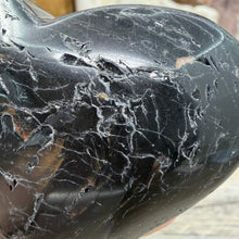 Carica l'immagine nel visualizzatore di Gallery, Black Tourmaline with Hematite Heart #19
