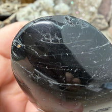 Carica l'immagine nel visualizzatore di Gallery, Black Tourmaline with Hematite Heart #21
