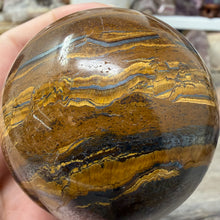 Bild in Galerie-Viewer laden, Tiger Iron 65mm Sphere #01
