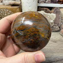 Carica l'immagine nel visualizzatore di Gallery, Tiger Iron 65mm Sphere #02
