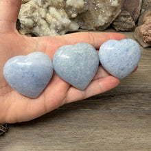 Load image into Gallery viewer, Blue Calcite Small Heart Palm Stone Set #05
