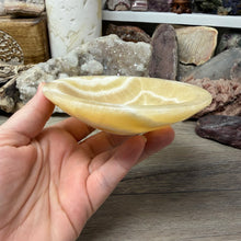 将图像加载到图库查看器中，Onyx Banded Morocco 4.5" Bowl #03
