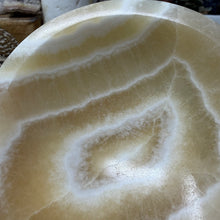 将图像加载到图库查看器中，Onyx Banded Morocco 4.5" Bowl #03
