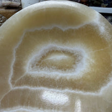 将图像加载到图库查看器中，Onyx Banded Morocco 4.5" Bowl #03
