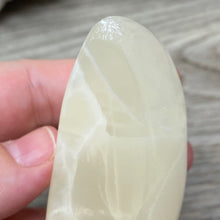 Load image into Gallery viewer, Lemon Calcite Moon #02
