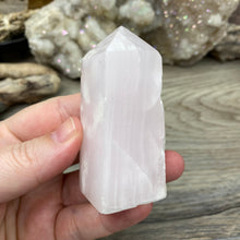 Load image into Gallery viewer, Pink Calcite / Mangano Tower #02
