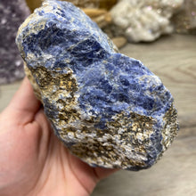 将图像加载到图库查看器中，Sodalite Rough #07
