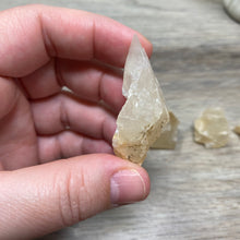 将图像加载到图库查看器中，Honey Calcite from Colorado Set
