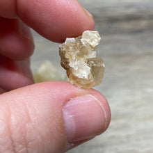 将图像加载到图库查看器中，Honey Calcite from Colorado Set
