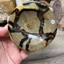 将图像加载到图库查看器中，Septarian Bowl #03 - 3.32&quot; x 1.20&quot;
