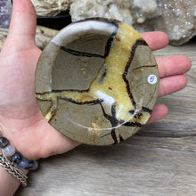 Load image into Gallery viewer, Septarian Bowl #05 - 3.46&quot; x 1.28&quot;
