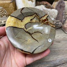 Load image into Gallery viewer, Septarian Bowl #09 - 3.90&quot; x 1.30&quot;
