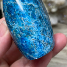 Load image into Gallery viewer, Blue Apatite Freeform #01
