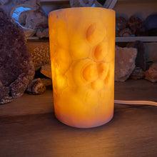 Load image into Gallery viewer, Onyx 7&quot; Cylinder Lamp from Mexico
