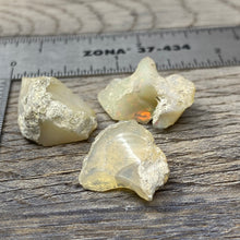 Load image into Gallery viewer, Welo Ethiopian Opal Small Rough Set #16
