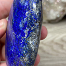 Carica l&#39;immagine nel visualizzatore di Gallery, Lapis Lazuli Palm Stone #02 - 3.19&quot; x 2.16&quot; x 0.89&quot;
