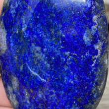 Carica l&#39;immagine nel visualizzatore di Gallery, Lapis Lazuli Palm Stone #02 - 3.19&quot; x 2.16&quot; x 0.89&quot;
