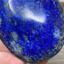 Carica l&#39;immagine nel visualizzatore di Gallery, Lapis Lazuli Palm Stone #02 - 3.19&quot; x 2.16&quot; x 0.89&quot;
