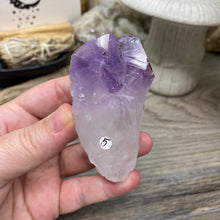 将图像加载到图库查看器中，Natural Amethyst Point from Brazil #05
