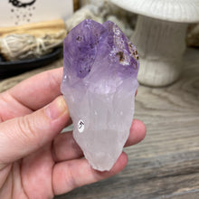 将图像加载到图库查看器中，Natural Amethyst Point from Brazil #05
