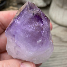 将图像加载到图库查看器中，Natural Amethyst Point from Brazil #05
