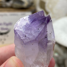 Carica l&#39;immagine nel visualizzatore di Gallery, Natural Amethyst Point from Brazil #14
