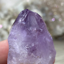 将图像加载到图库查看器中，Natural Amethyst Point from Brazil #18
