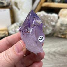 Carica l&#39;immagine nel visualizzatore di Gallery, Natural Amethyst Point from Brazil #20
