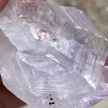 Carica l&#39;immagine nel visualizzatore di Gallery, Natural Amethyst Point from Brazil #25
