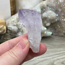 将图像加载到图库查看器中，Natural Amethyst Point from Brazil #32
