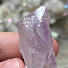 将图像加载到图库查看器中，Natural Amethyst Point from Brazil #37
