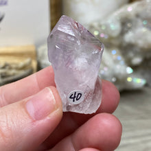 将图像加载到图库查看器中，Natural Amethyst Point from Brazil #40
