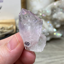 将图像加载到图库查看器中，Natural Amethyst Point from Brazil #40
