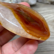 Cargar imagen en el visor de la galería, Carnelian Heart Palm Stone #12
