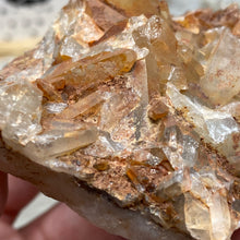 Cargar imagen en el visor de la galería, Red / Tangerine Quartz Cluster #014
