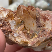 Cargar imagen en el visor de la galería, Red / Tangerine Quartz Cluster #21
