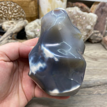 将图像加载到图库查看器中，Orca Agate Stone Flame ~ 4.01&quot; x 2.75&quot; x 2.62&quot;
