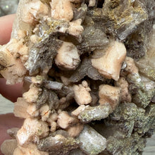 Cargar imagen en el visor de la galería, Apophyllite/Zeolite Cluster #03
