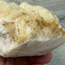 Cargar imagen en el visor de la galería, Apophyllite/Zeolite Cluster #05
