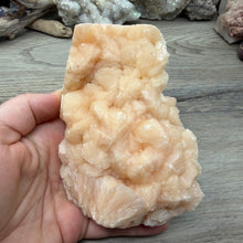 Chargez l'image dans la visionneuse de la galerie, <transcy>Apophyllite avec Stilbite et Chlorite Verte</transcy>
