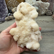 Chargez l'image dans la visionneuse de la galerie, <transcy>Apophyllite avec Stilbite et Chlorite Verte</transcy>
