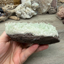 Cargar imagen en el visor de la galería, Apophyllite/Zeolite Cluster #13
