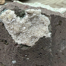 Cargar imagen en el visor de la galería, Apophyllite/Zeolite Cluster #13
