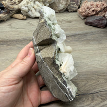 Cargar imagen en el visor de la galería, Apophyllite/Zeolite Cluster #14
