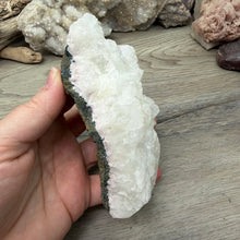 Cargar imagen en el visor de la galería, Apophyllite/Zeolite Cluster #18
