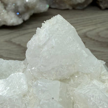 Cargar imagen en el visor de la galería, Apophyllite/Zeolite Cluster #18

