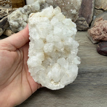 Chargez l'image dans la visionneuse de la galerie, <transcy>Apophyllite avec Stilbite et Chlorite Verte</transcy>
