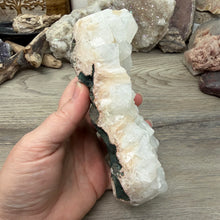 Cargar imagen en el visor de la galería, Apophyllite/Zeolite Cluster #23
